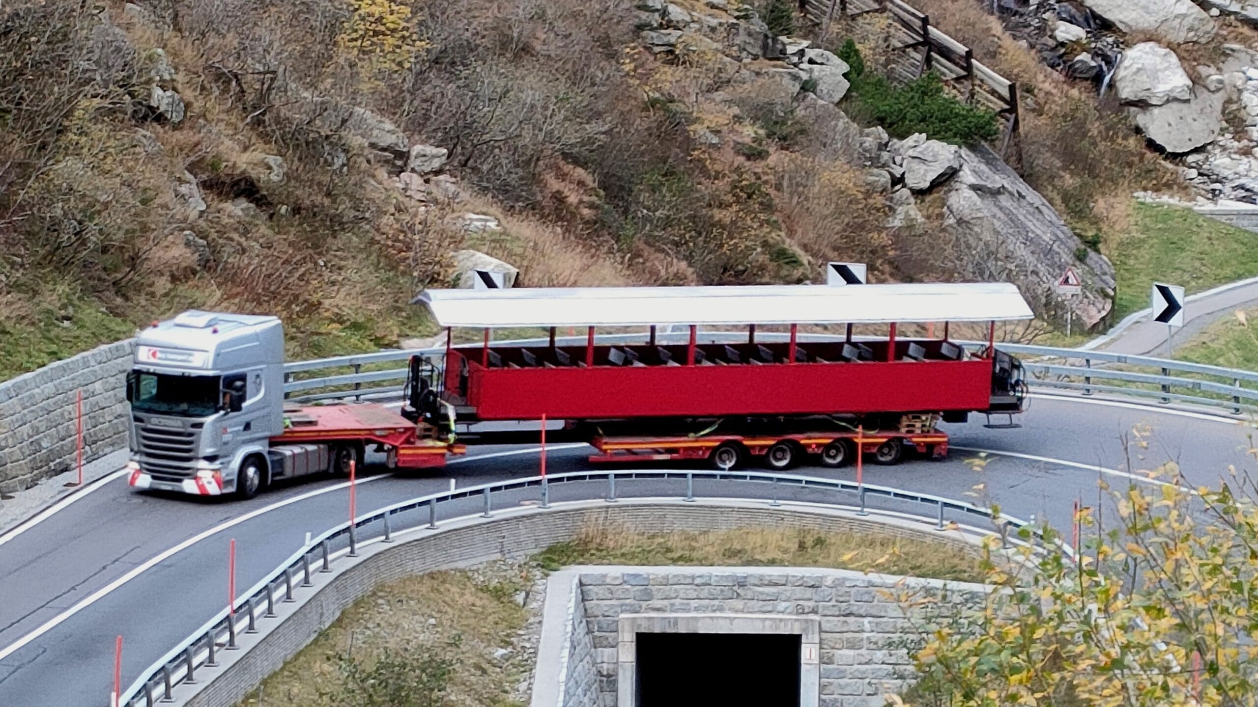 Open wagen C4326 gearriveerd in Realp